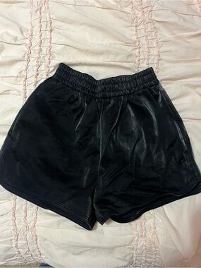 Black Velvet Women’s Elastic Waist Shorts